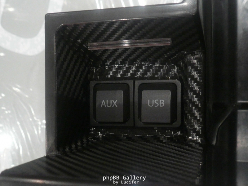 Prises_AUX_USB_3