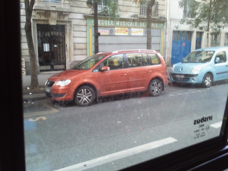 2011-10-23 09.03.56.jpg