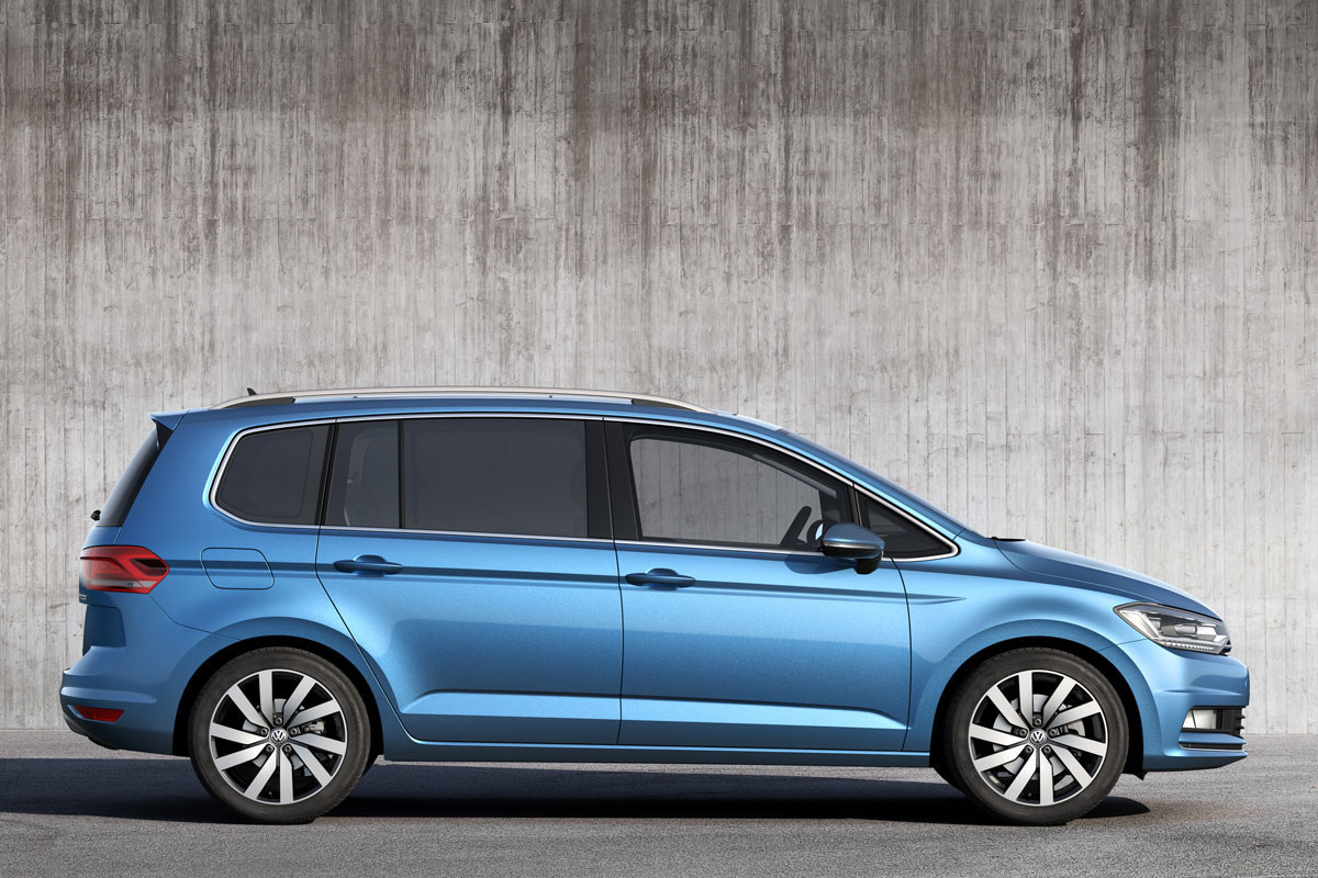 volkswagen-touran-11.jpg