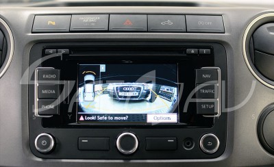 VW-Amarok-Reverse-Camera-2.jpg