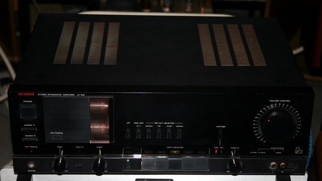 Luxman_LV-103.jpg