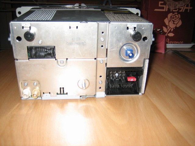 img14211nx8.jpg