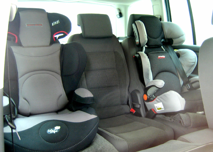 Touran 3 sales sieges isofix
