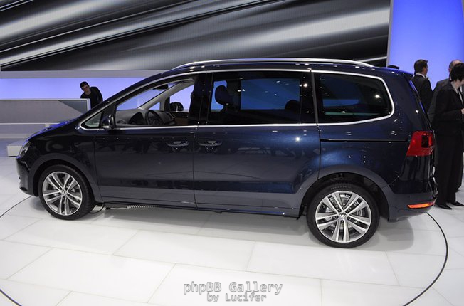 028C01EA02978140-photo-salon-geneve-2010-volkswagen-sharan-2
