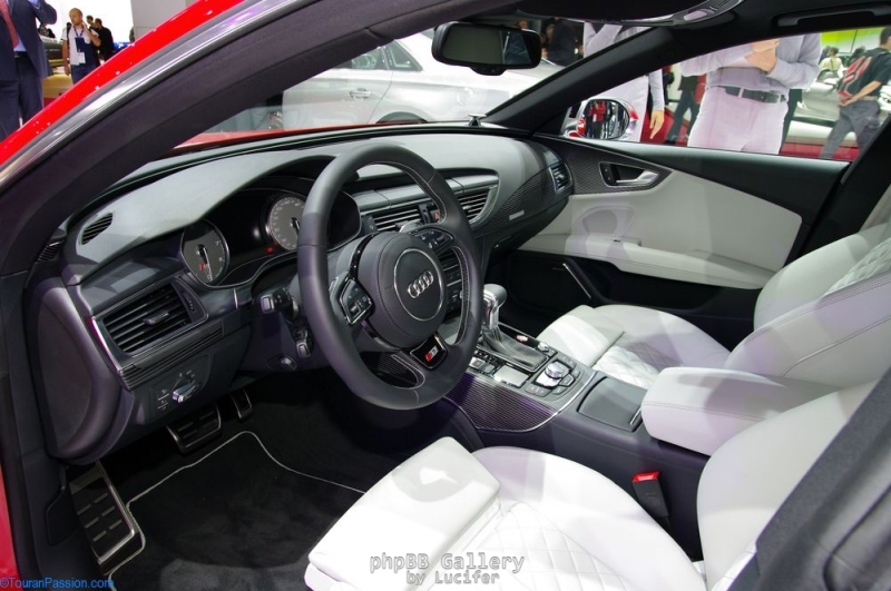 audi 12