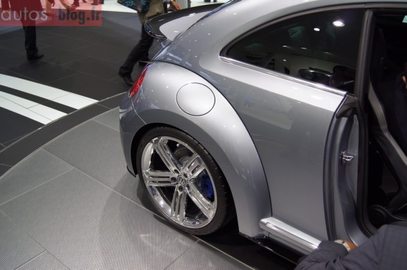 VolkswagenBeetleR11.jpg