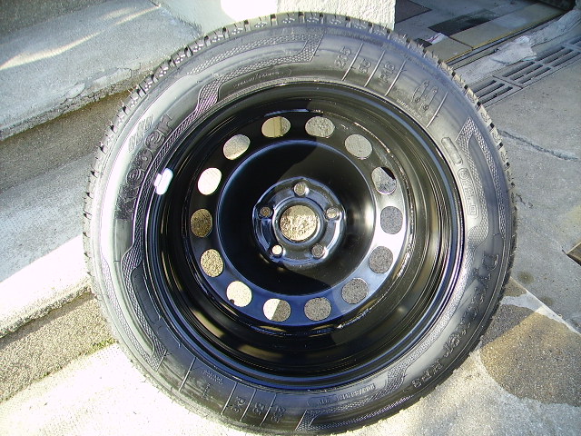 roue de secours VW Touran 003.jpg