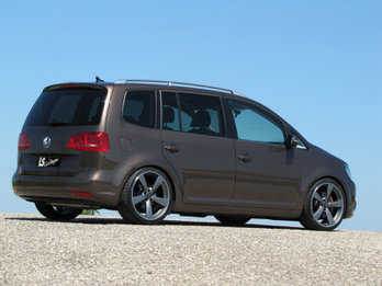 2012-dsg-vw-touran-cross-18-19-20-felgen-tiefgelegt-tuning-alufelgen-mit-tuev.jpg