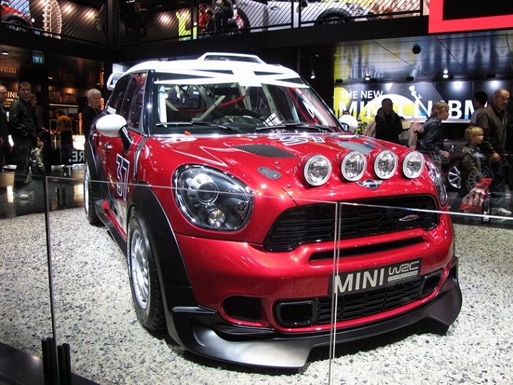 Mini WRC (4)_redimensionner.JPG